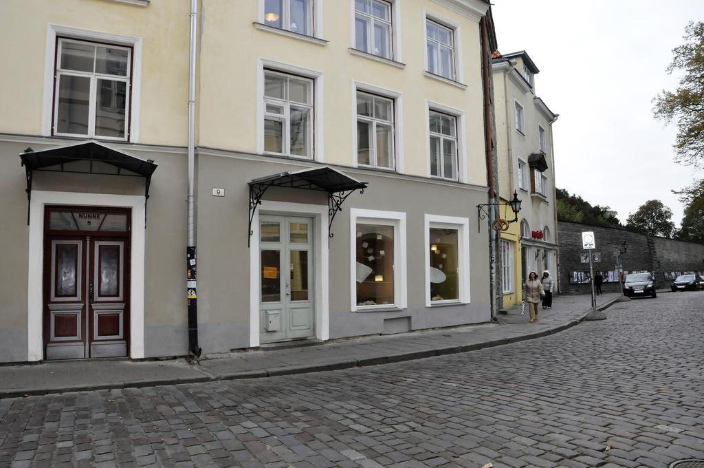 Calandra Tallinn